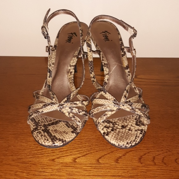 Fioni Faux Snakeskin Heels - Picture 1 of 8